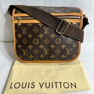 Louis Vuitton Messenger Bag